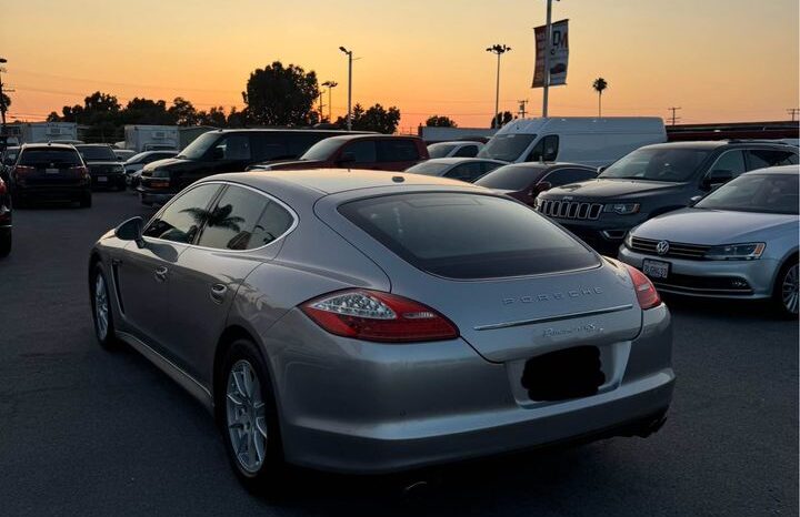 
								2012 Porsche panamera 4S Sedan 4D full									