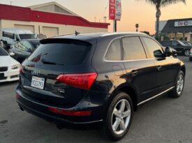 2012 Audi q5 2.0T Quattro Premium Sport Utility 4D