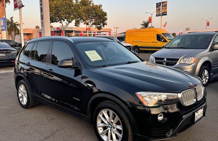 
								2017 BMW x3 xDrive28i Sport Utility 4D full									