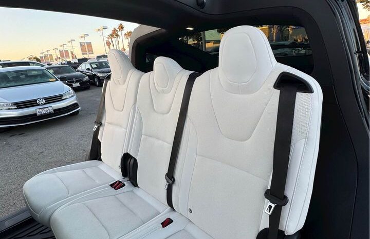 
								2022 Tesla model x Long Range Sport Utility 4D full									