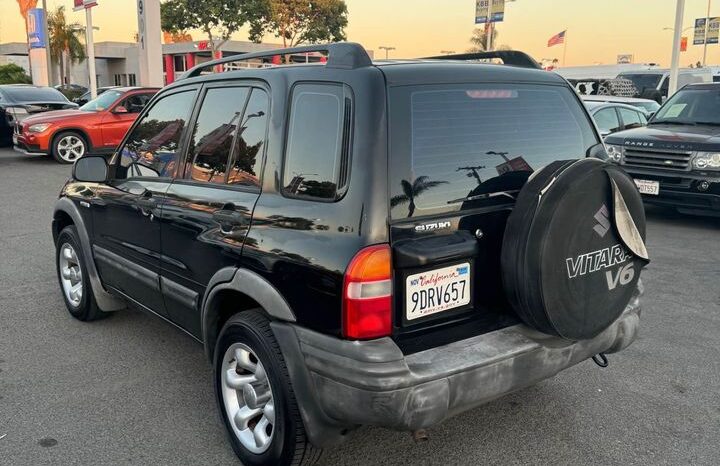 
								2004 Suzuki vitara LX Sport Utility 4D full									
