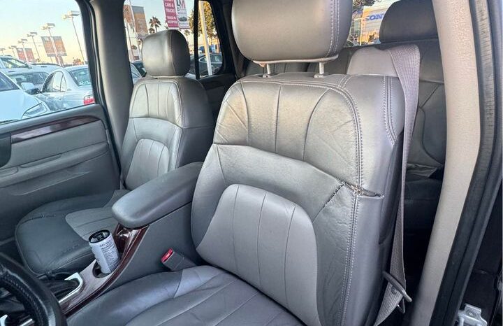 
								2004 GMC envoy SLE Sport Utility 4D full									