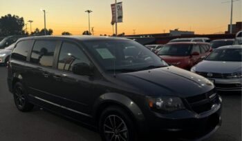 
									2015 Dodge grand caravan passenger SE Minivan 4D full								