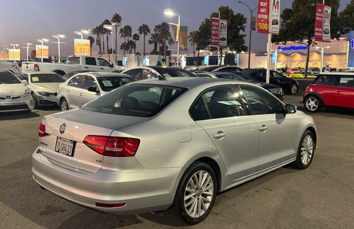 2015 Volkswagen jetta 1.8T SE Sedan 4D