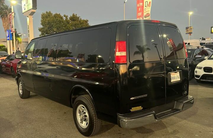 2015 Chevrolet express 3500 passenger LT Van 3D