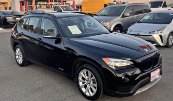 
									2014 BMW x1 xDrive28i Sport Utility 4D full								