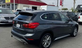 
									2017 BMW x1 sDrive28i Sport Utility 4D full								