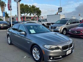 2015 BMW 5 series 528i Sedan 4D