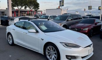 
									2020 Tesla model s Longe Range Plus Sedan 4D full								