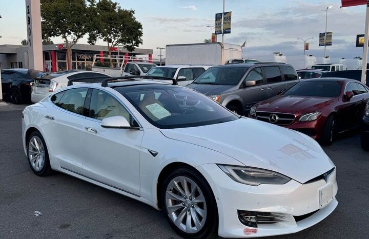 
								2020 Tesla model s Longe Range Plus Sedan 4D full									