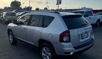 
									2014 Jeep compass Sport SUV 4D full								