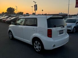 2010 Scion xb Hatchback 4D