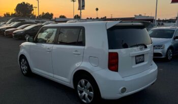 
									2010 Scion xb Hatchback 4D full								