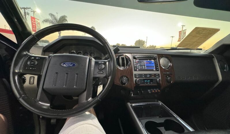 
								2011 Ford f250 super duty crew cab Lariat Pickup 4D 6 3/4 ft full									