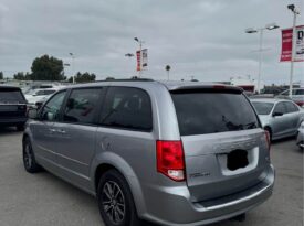 2017 Dodge grand caravan passenger GT Minivan 4D