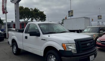 
									2011 Ford f150 regular cab XL Pickup 2D 6 1/2 ft full								