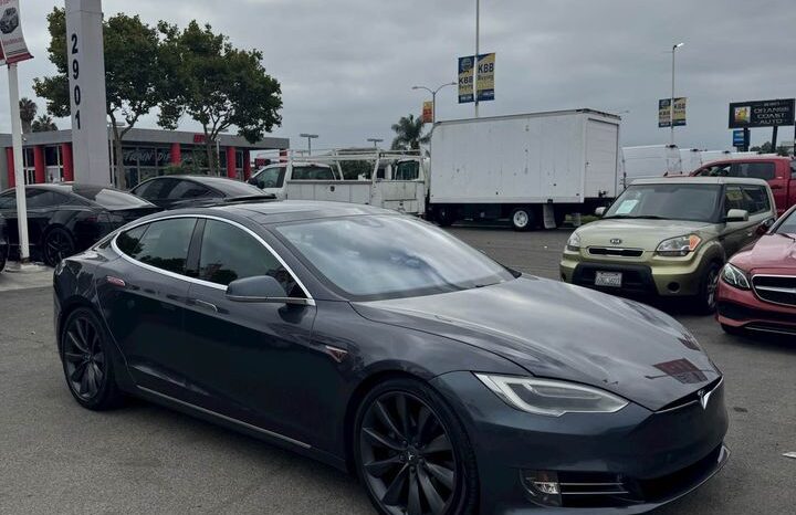 
								2016 Tesla model s 90D Sedan 4D full									
