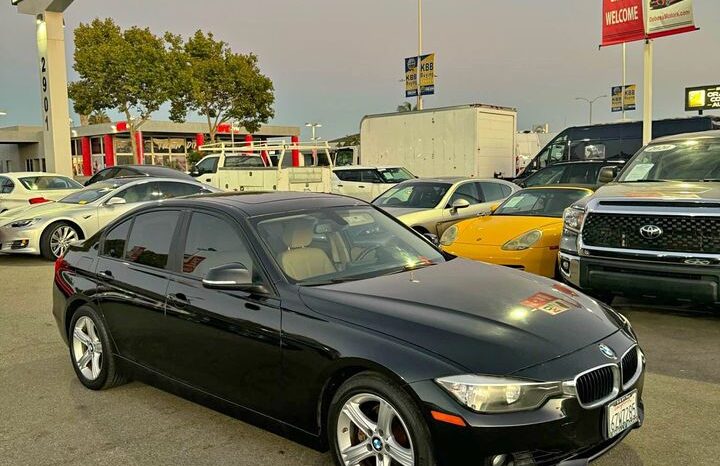 
								2013 BMW 3 series 328i Sedan 4D full									