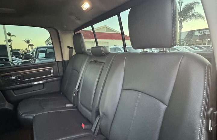
								2018 Ram 1500 crew cab Laramie Pickup 4D 5 1/2 ft full									