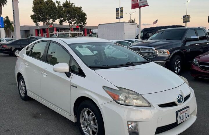 
								2010 Toyota prius II Hatchback 4D full									