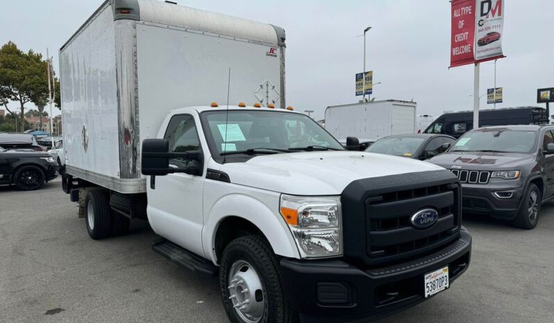 
								2016 Ford f350 super duty regular cab XL Pickup 2D 8 ft full									