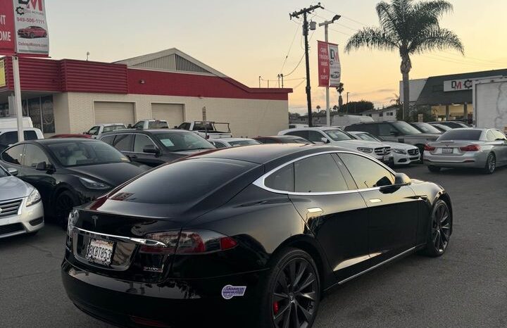 
								2019 Tesla model s P100D Sedan 4D full									