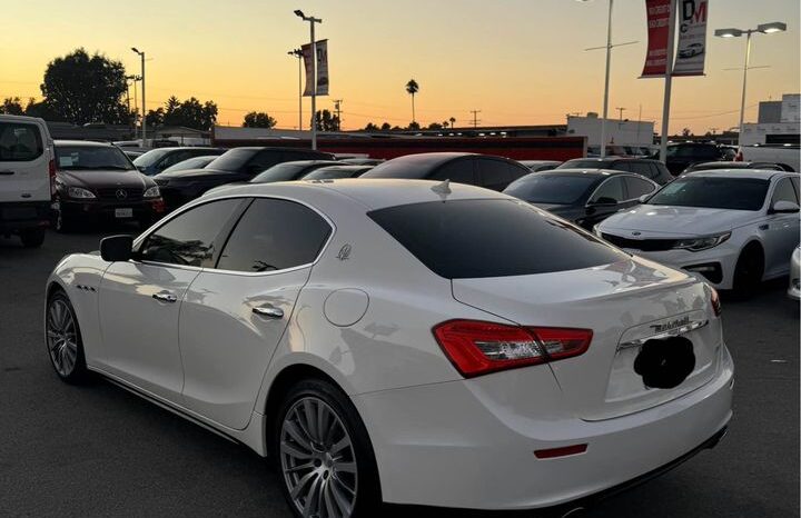 
								2015 Maserati ghibli Sedan 4D full									