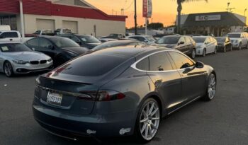 
									2013 Tesla model s Performance Sedan 4D full								