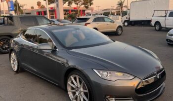 
									2013 Tesla model s Performance Sedan 4D full								