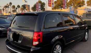 
									2014 Dodge grand caravan passenger SXT Minivan 4D full								