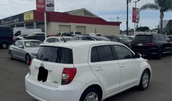 
									2008 Scion xd Hatchback 4D full								