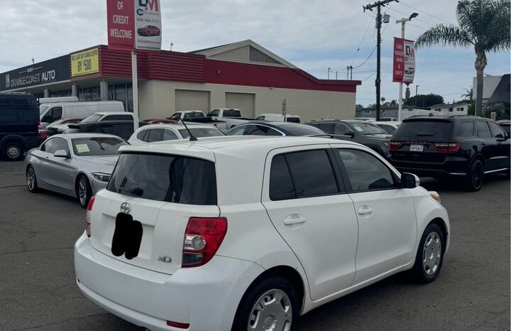 2008 Scion xd Hatchback 4D