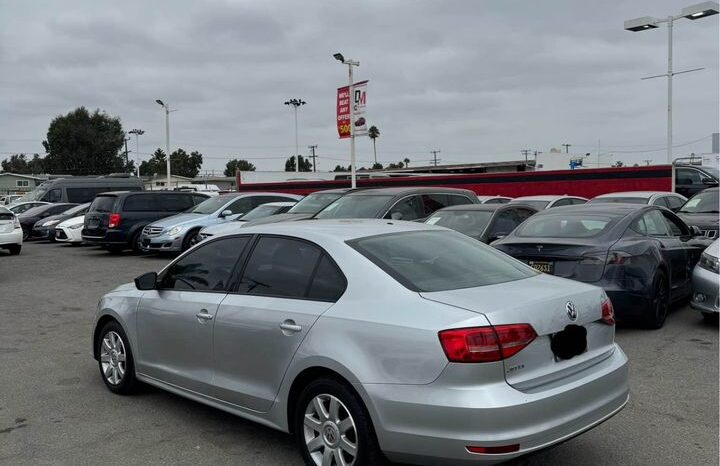 2015 Volkswagen jetta 2.0L S Sedan 4D