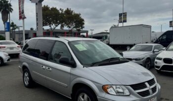 
									2006 Dodge grand caravan passenger SXT Van 4D full								