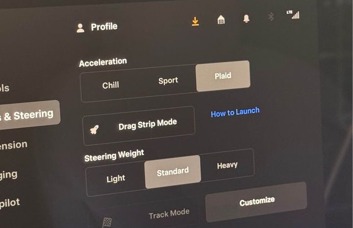 
								2022 Tesla model s Plaid Sedan 4D full									