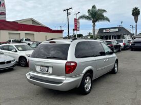 2006 Dodge grand caravan passenger SXT Van 4D