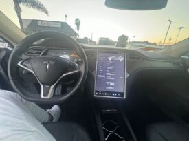 2013 Tesla model s Sedan 4D