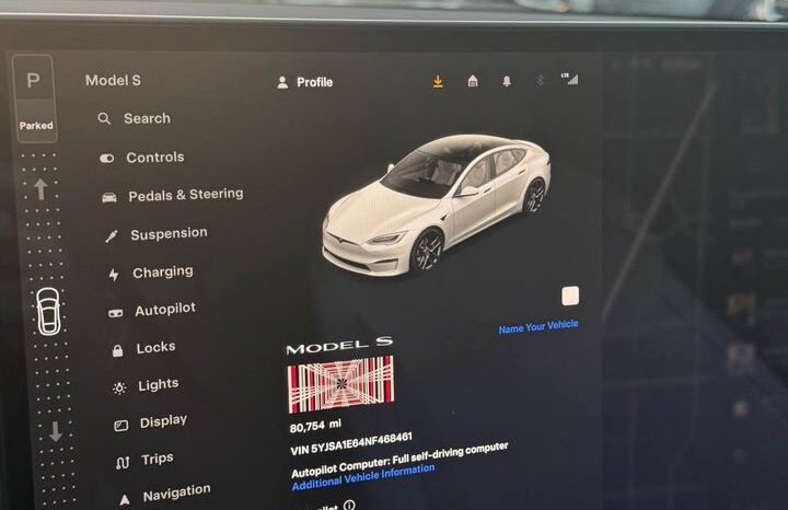 
								2022 Tesla model s Plaid Sedan 4D full									