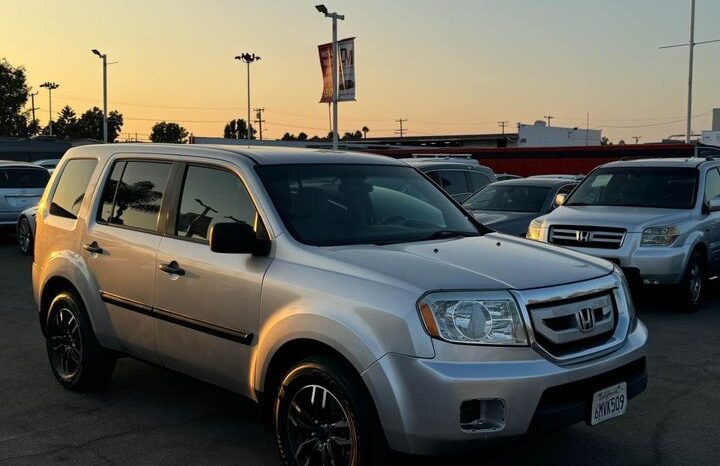 
								2011 Honda pilot LX Sport Utility 4D full									