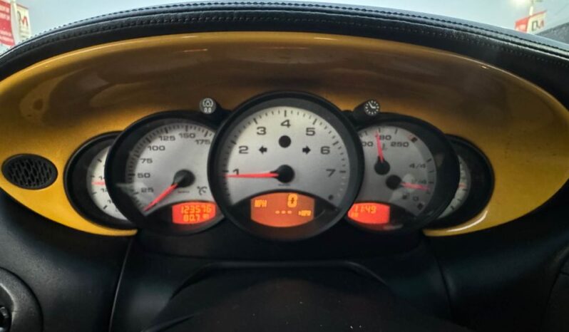 
								1999 Porsche 911 Carrera Cabriolet 2D full									