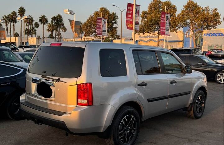 
								2011 Honda pilot LX Sport Utility 4D full									