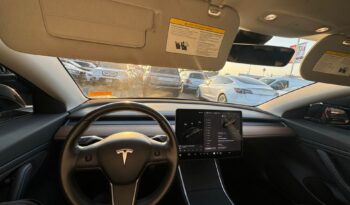 
									2019 Tesla model 3 Standard Range Plus Sedan 4D full								