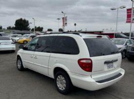 2001 Chrysler town & country LX Minivan