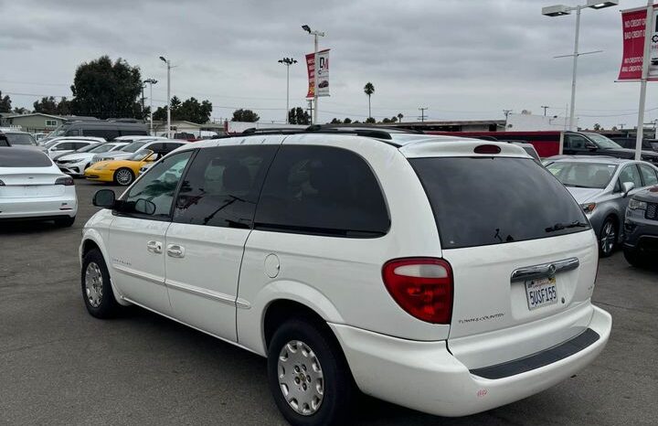 
								2001 Chrysler town & country LX Minivan full									