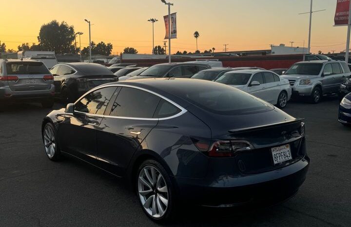 
								2018 Tesla Model 3 full									