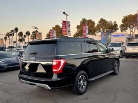 2018 Ford expedition max XLT Sport Utility 4D