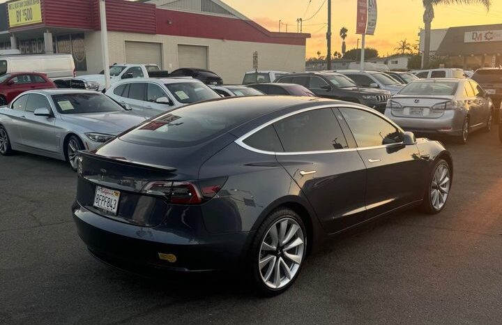 
								2018 Tesla Model 3 full									