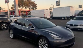 
									2018 Tesla Model 3 full								