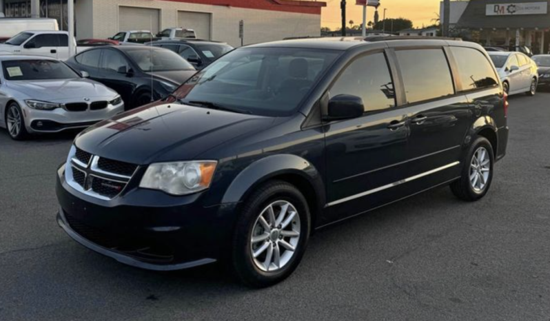 2014 Dodge grand caravan passenger SXT Minivan 4D