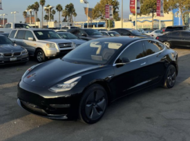 2019 Tesla model 3 Standard Range Plus Sedan 4D